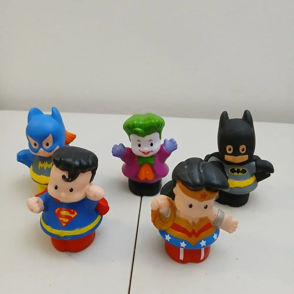 Fisher Price DC Superfriends Little People Set of 5 Superhero Figurine Toys 2.5